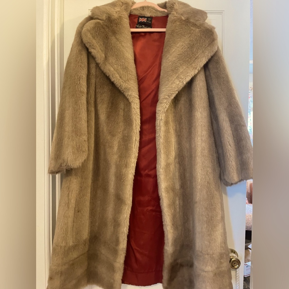 Vintage faux fur coat